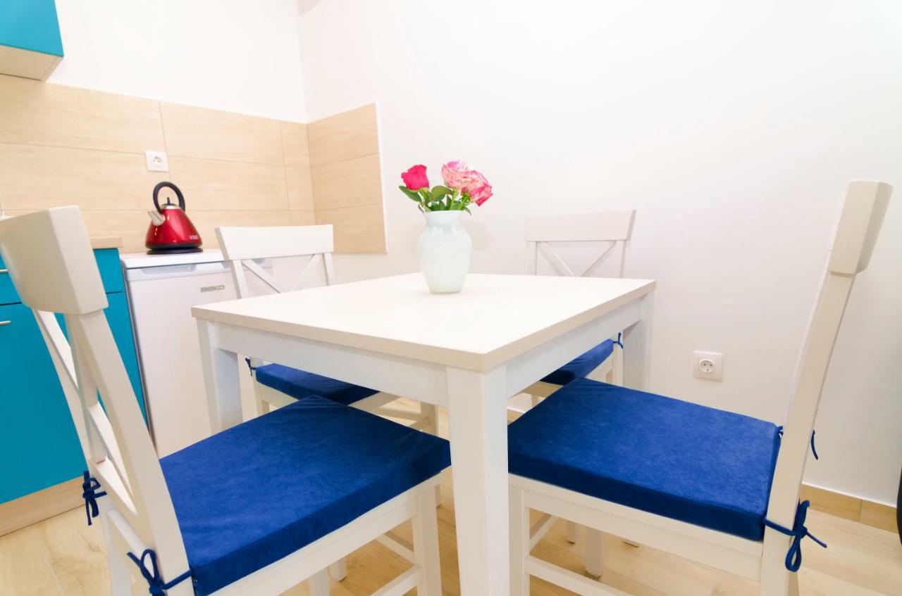שיבניק Apartman Antea מראה חיצוני תמונה