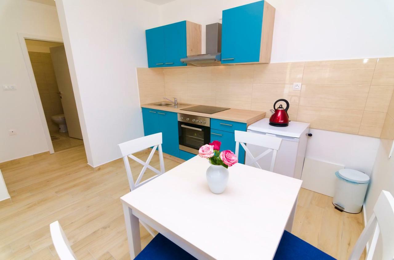 שיבניק Apartman Antea מראה חיצוני תמונה