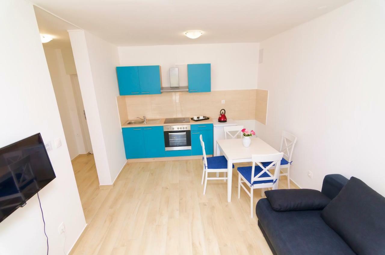 שיבניק Apartman Antea מראה חיצוני תמונה
